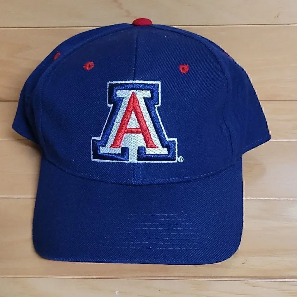 Vintage Arizona Wildcats 7 1/4 Fitted Hat Cap Blue Red White Zephyr